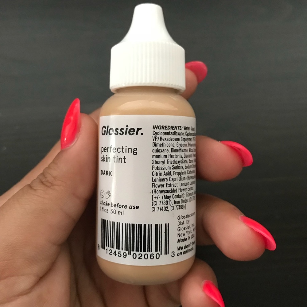 Glossier Skin Perfecting Tint- Dark
